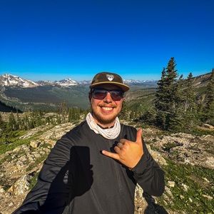 Meet your Posher, Grayson